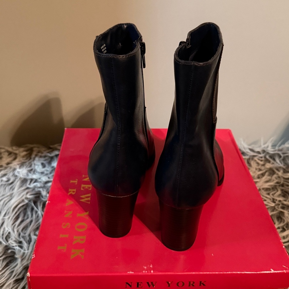 Boots - Picture 4 of 6